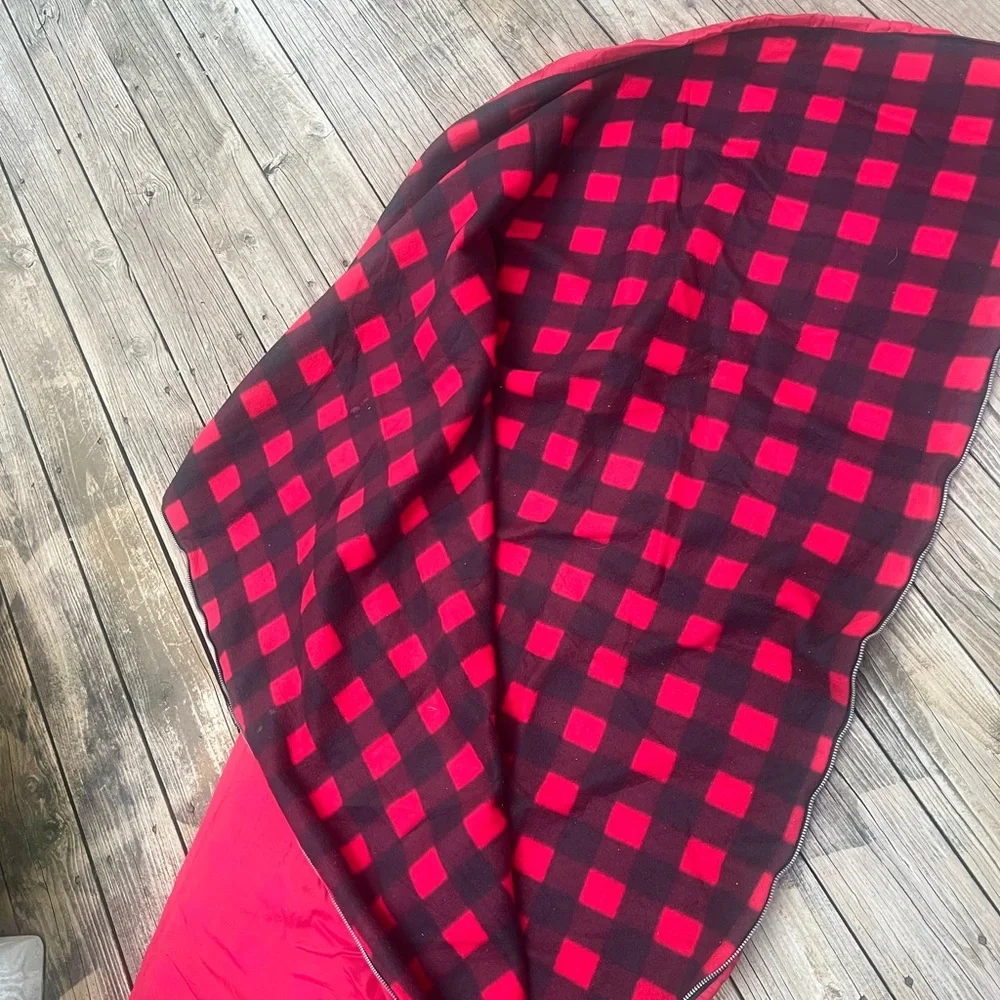 Vintage Marlboro Unlimited Sleeping Bag Camping Red Check Flannel Plaid Interior